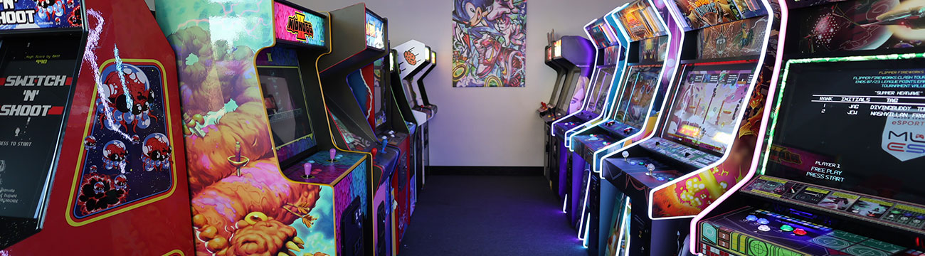 Row of arcade games