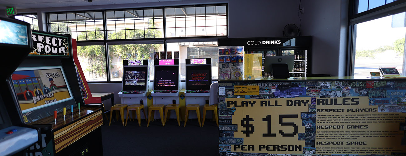 Center Row of arcade games